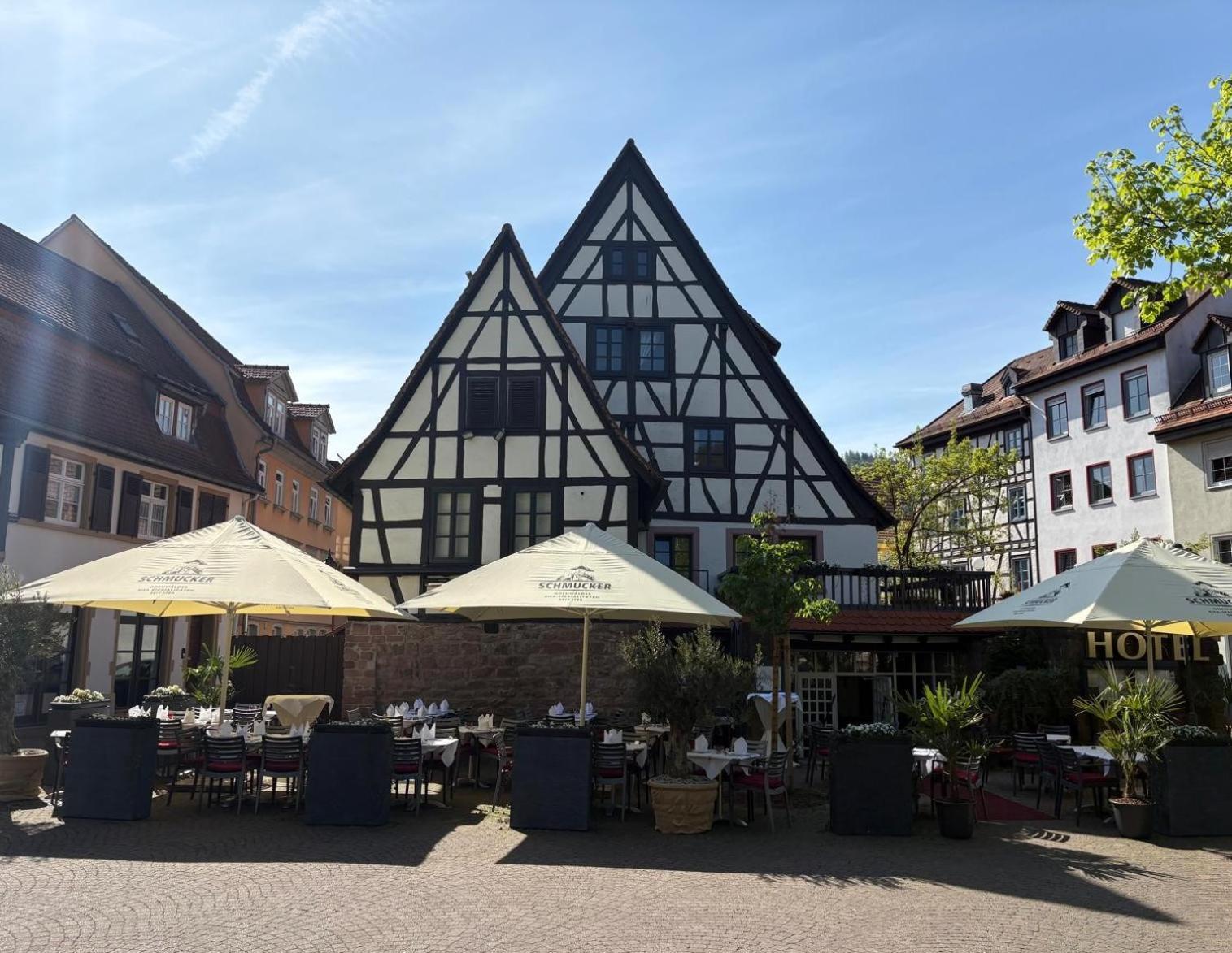 Hotel Restaurant Altes Badhaus エーバーバッハ エクステリア 写真