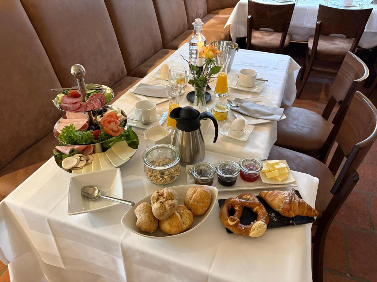 Hotel Restaurant Altes Badhaus エーバーバッハ エクステリア 写真