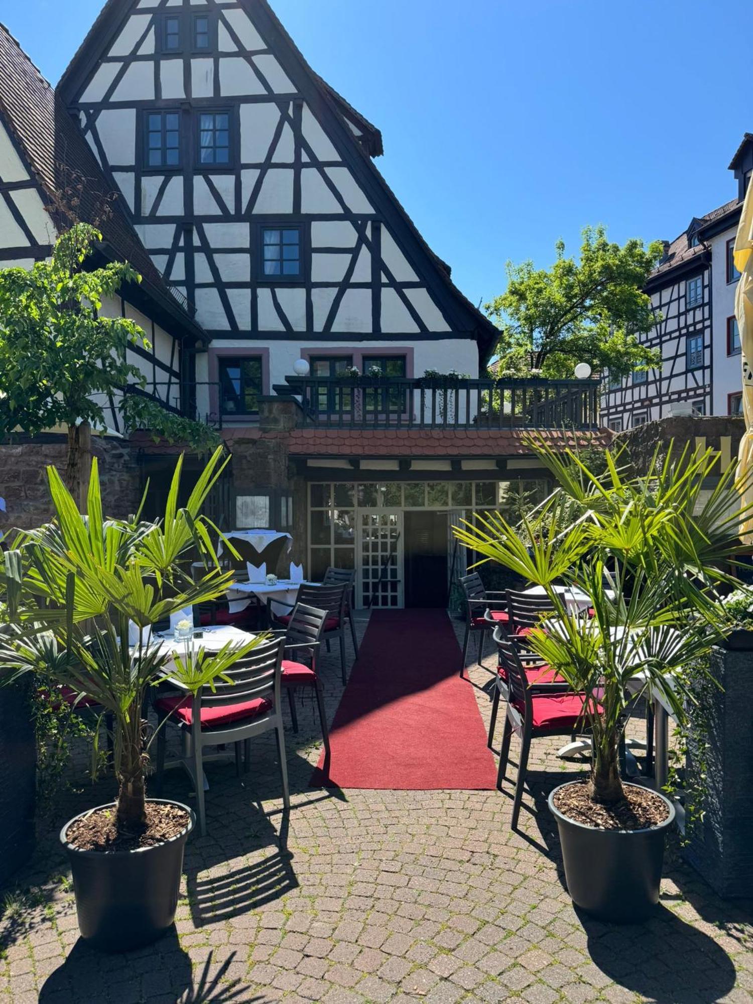 Hotel Restaurant Altes Badhaus エーバーバッハ エクステリア 写真