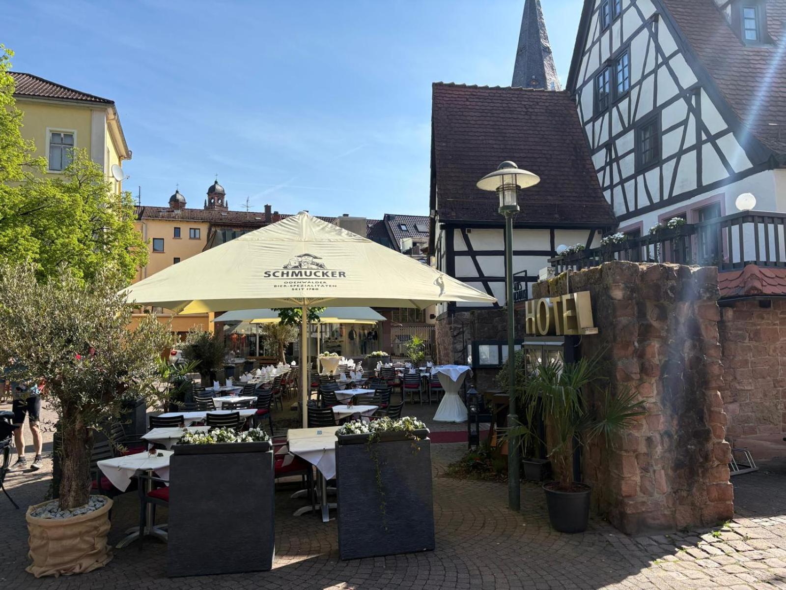 Hotel Restaurant Altes Badhaus エーバーバッハ エクステリア 写真