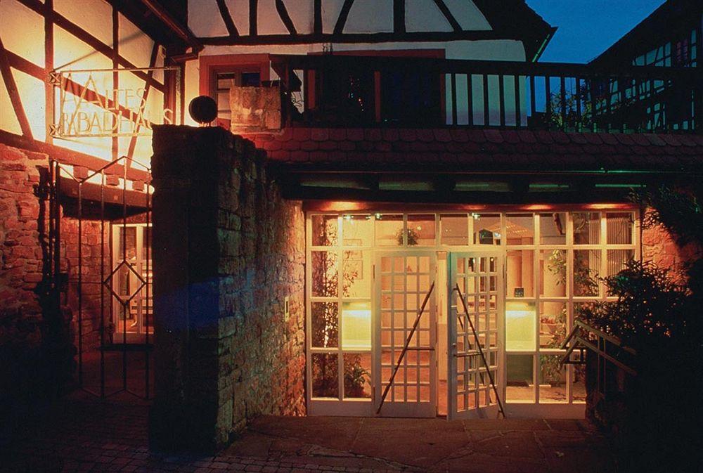 Hotel Restaurant Altes Badhaus エーバーバッハ エクステリア 写真