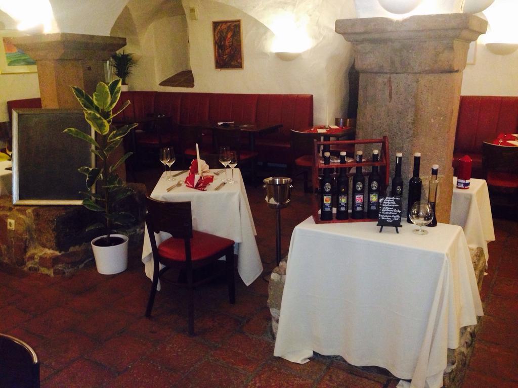 Hotel Restaurant Altes Badhaus エーバーバッハ エクステリア 写真