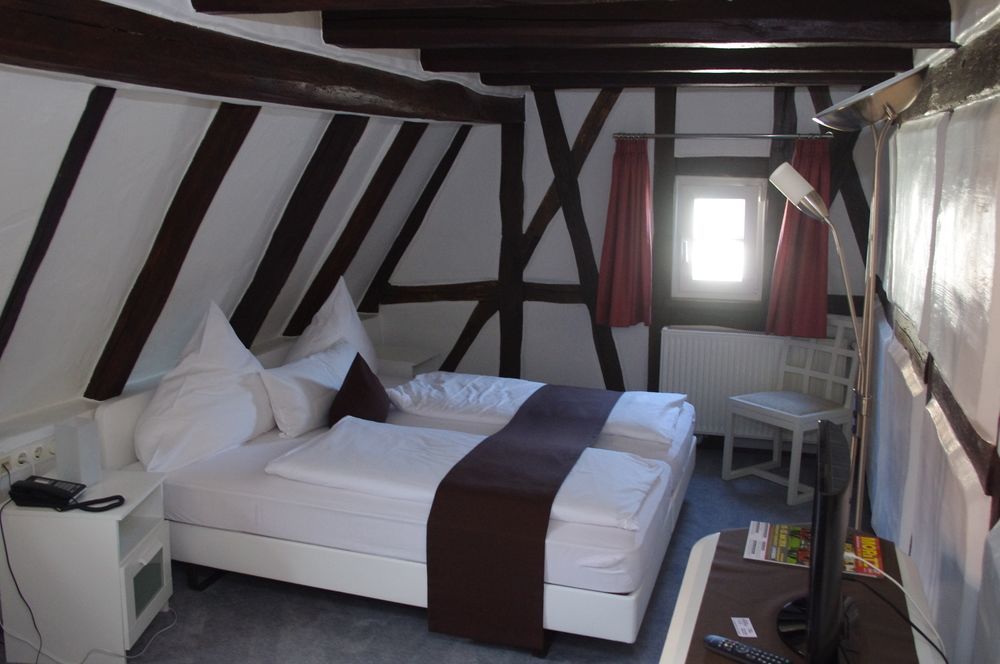 Hotel Restaurant Altes Badhaus エーバーバッハ エクステリア 写真